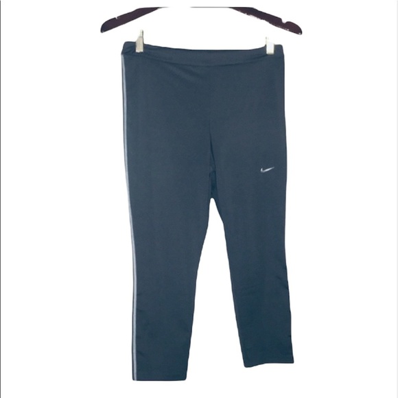 Nike Pants - NWT Nike: Sm & Med Gray Workout Leggings